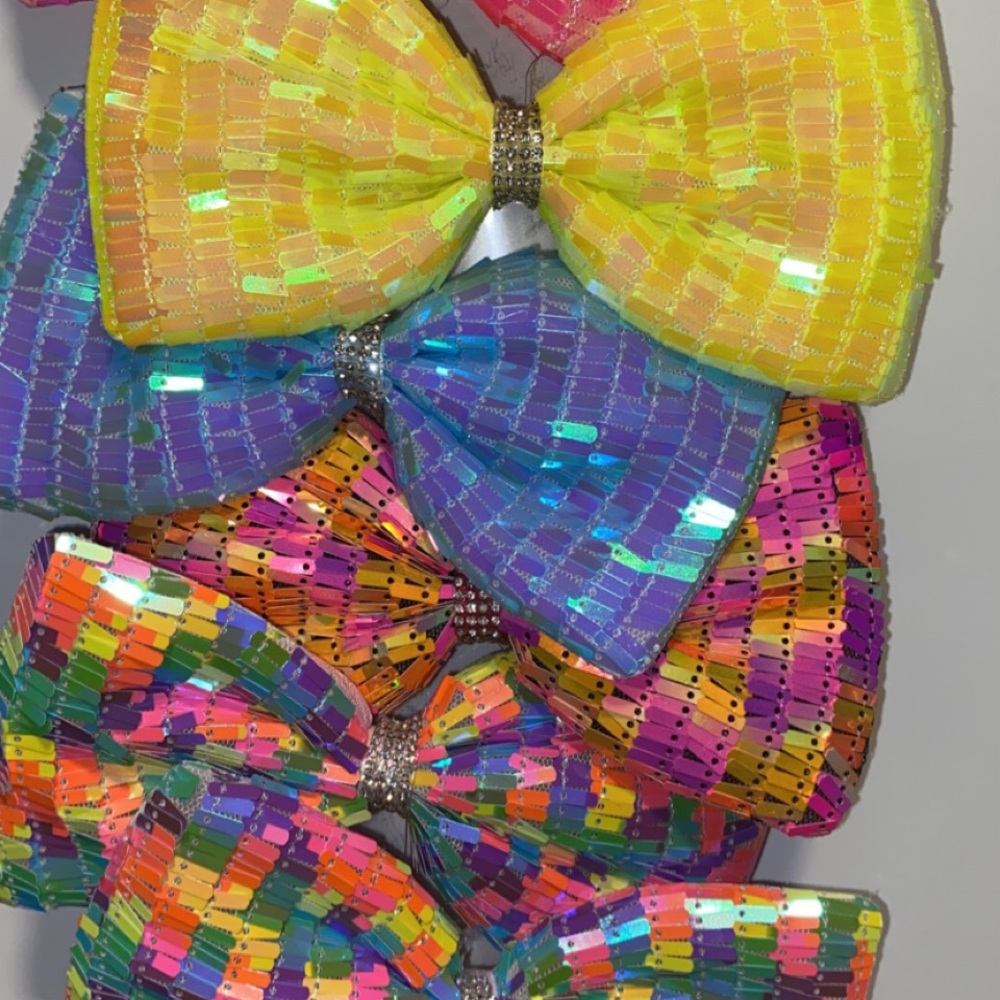 Hair bows